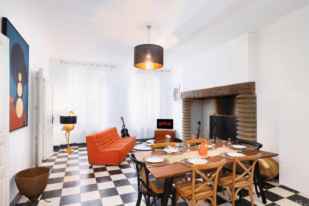 L'Hotel Particulier, 120M2, Hypercentre, Wifi / Conciergeriedamecarcas カルカソンヌ エクステリア 写真